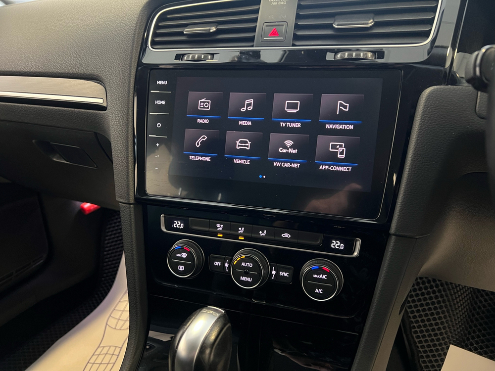 Volkswagen Golf, 2017 год