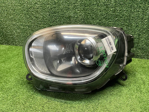 Фара левая Mini Countryman F60 (2016-2020) LED