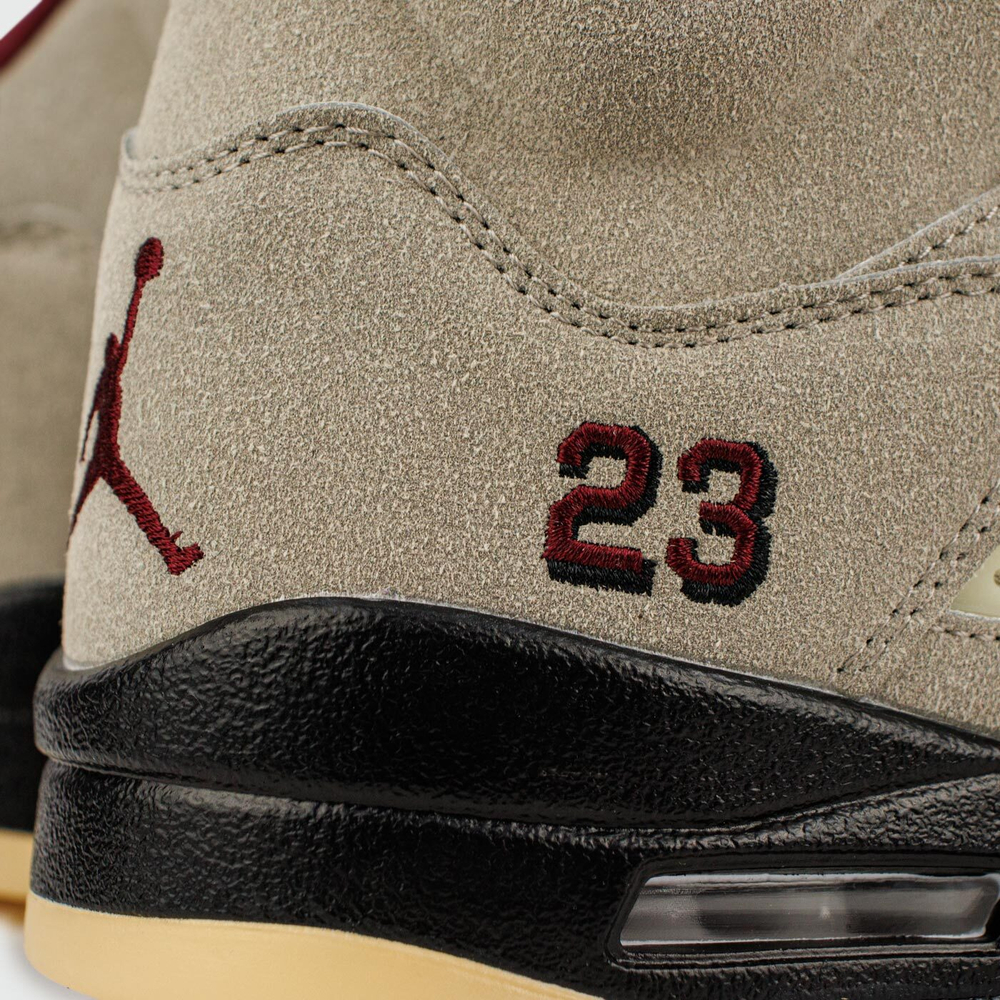 Кроссовки Nike Air Jordan 5 Brown