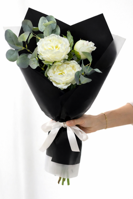 Быстросборная упаковка в пленке. Форма № 0.1 Под 3-9 ВЫСОКИХ тюльпанов или 3-5 роз. Цвет: прозрачная с ЧЕРНОЙ пленкой.