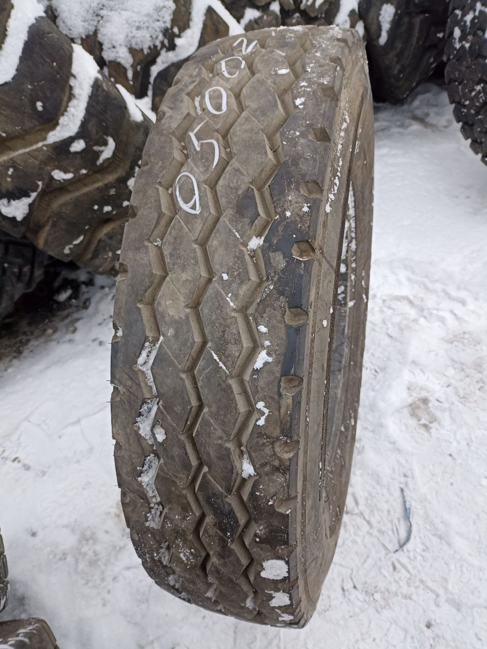 11R22.5 Kama NF701 шина б/у