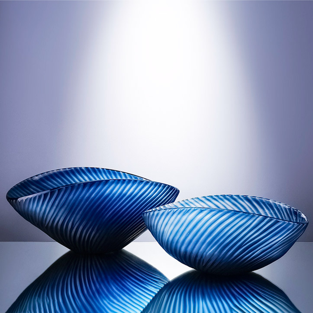 Ваза Cloyd MUSSEL Vase / выс. 12 см - синее стекло (арт.50034)