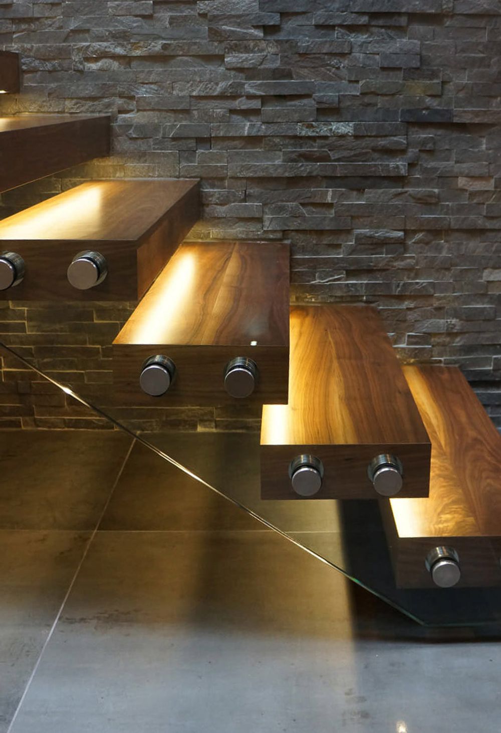 Натуральный камень Сланец черный Pharaon 150x600x10-20 Классик