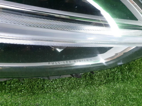 Фара правая Volvo XC60 2 (2017-2021) LED