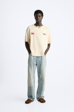 ZARA ФУТБОЛКА С КОНТРАСТНЫМ ПРИНТОМ, БЕЖЕВЫЙ