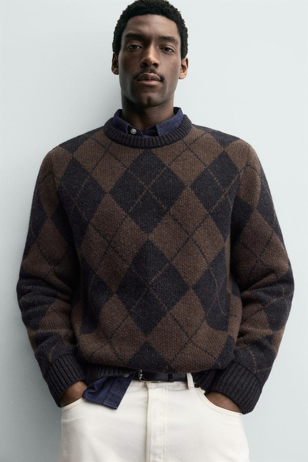 ZARA ЖАККАРДОВЫЙ СВИТЕР «РОМБЫ» ИЗ СМЕСОВОЙ ШЕРСТИ, ТЕМНО-КОРИЧНЕВЫЙ