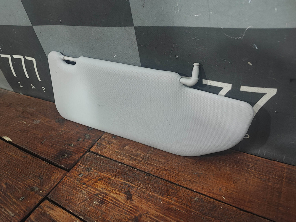 Козырек солнцезащитный левый LADA Vesta 15-нв Б/У Оригинал 8450008060