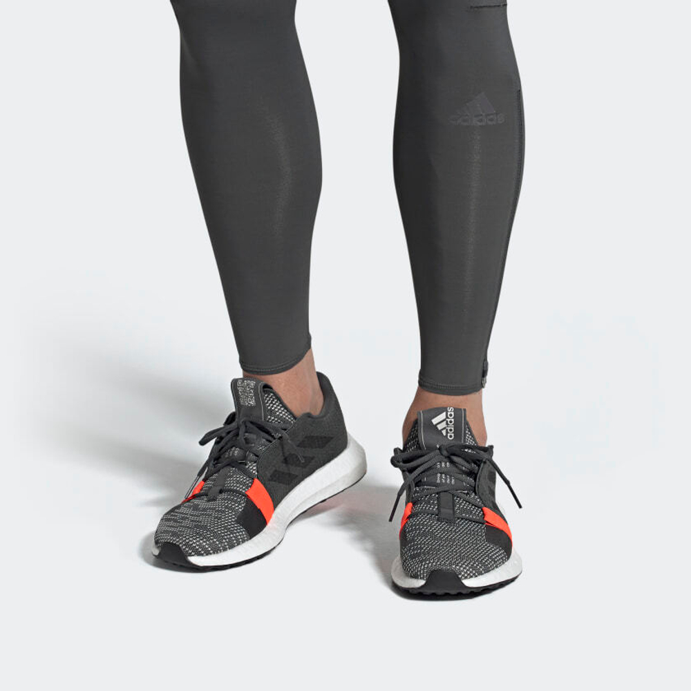 Кроссовки Adidas Senseboost Go