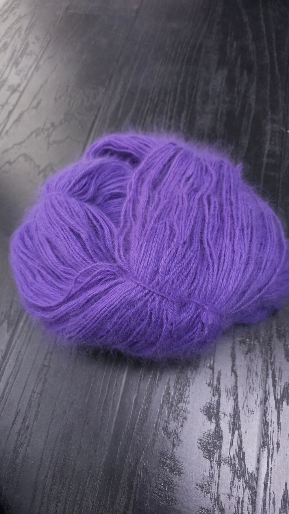 Итальянская пряжа в пасмах от BIAGIOLI MODESTO Angora 80, Spiky 3/17, 80% Ангора, 20% Нейлон