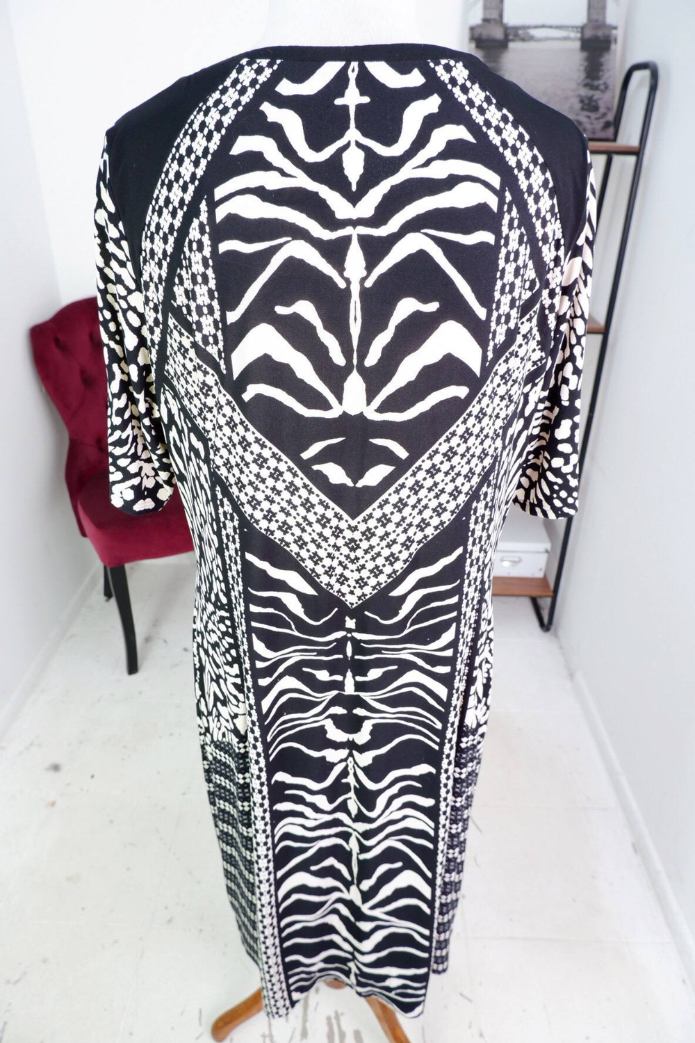 Платье Marks&Spencer практичное, маркировка 46, визуально на 52 размер