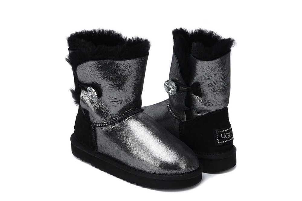 UGG Kids Bailey Button I Do Black