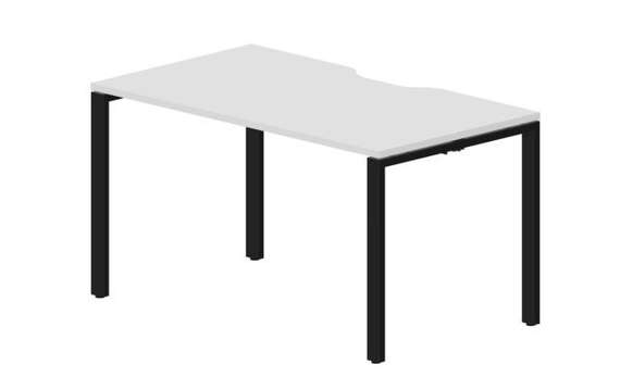 стол Strike 1380х780х750мм (с эргономичным вырезом)