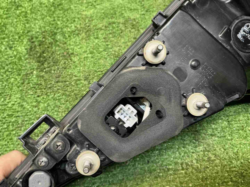 Фонарь левый внутренний Kia Sportage 5 NQ5 (21-нв)