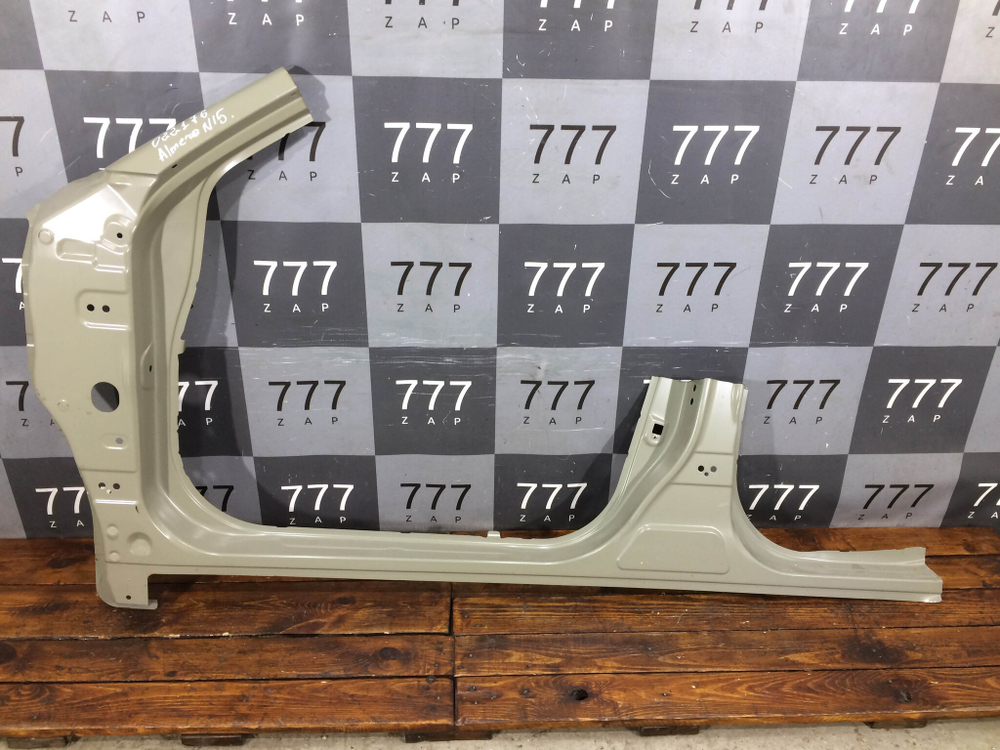 Боковина левая Nissan Almera 3 (G15) 12-18 Новая Оригинал 760234AA8A