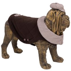 Садовая скульптура Сэр Ватсон в костюме