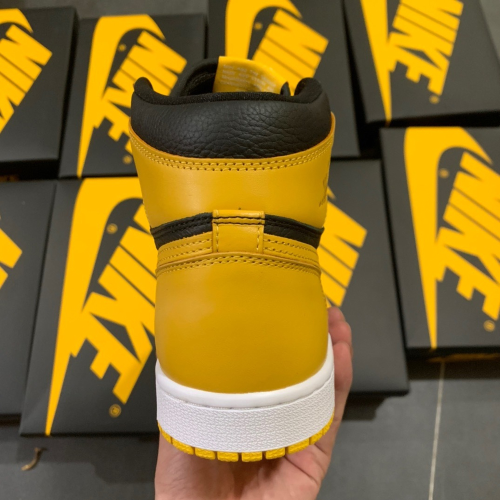 Air Jordan 1 High OG “Pollen”