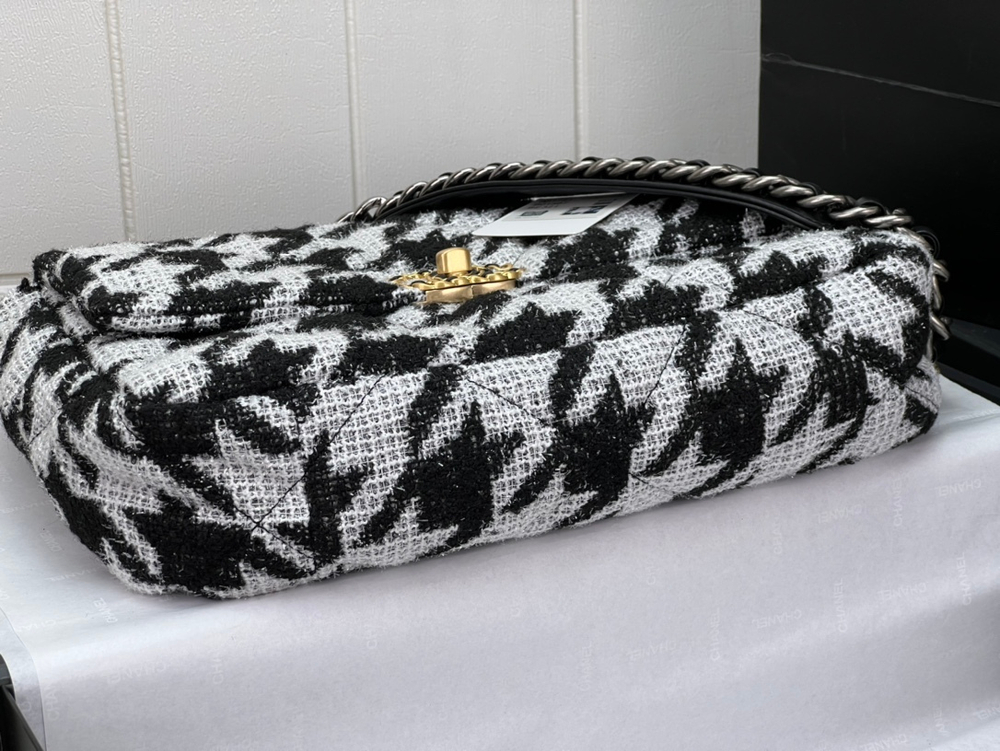 Chanel 19 Bag (2 sizes)