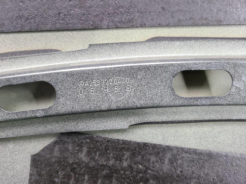 Дверь передняя правая Mercedes GLC X253 (15-22)