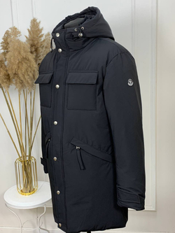 Пуховик Moncler