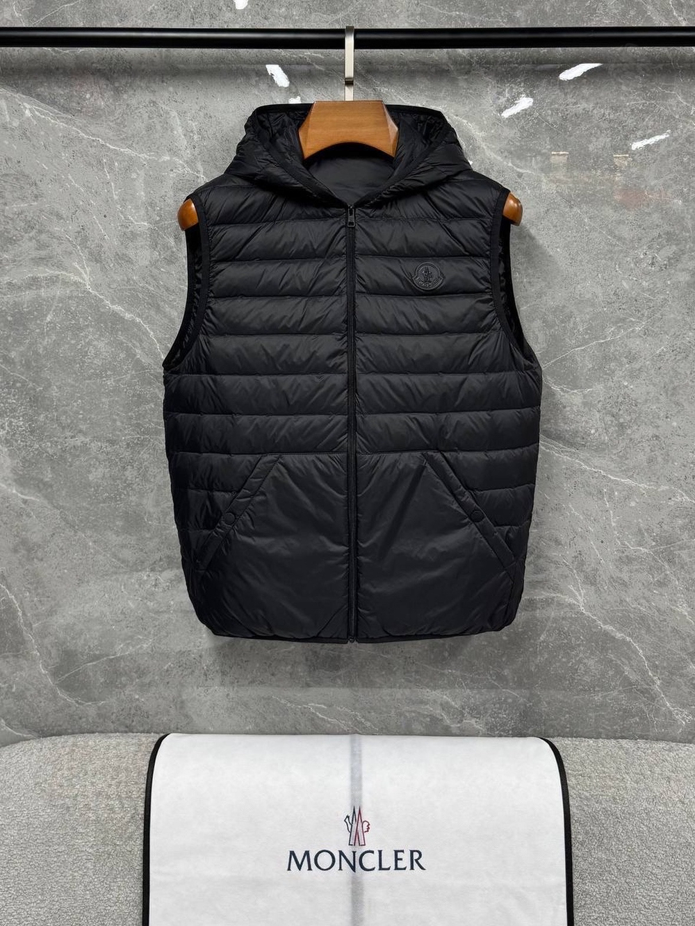 Куртка-жилетка Moncler