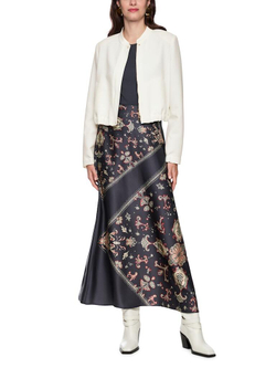 Marc-Cain-Co_FrühjahrSommer-2026_110_AC-31.15-W44_2