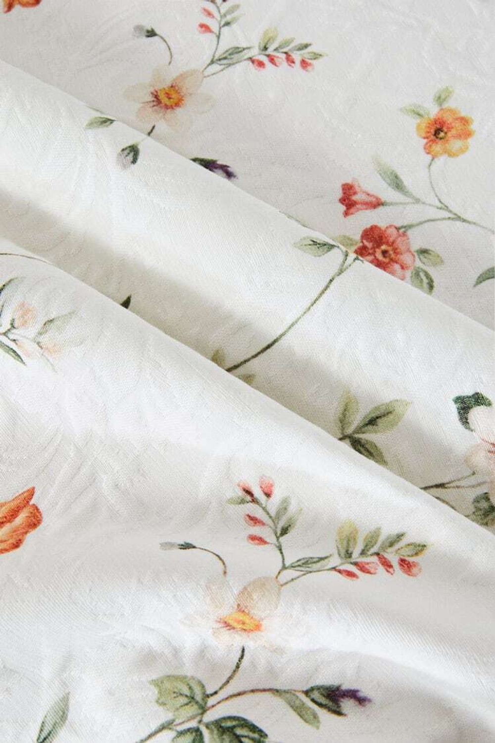 ZARA HOME ЖАККАРДОВАЯ СКАТЕРТЬ С ЦВЕТОЧНЫМ РИСУНКОМ, ЗЕЛЕНЫЙ