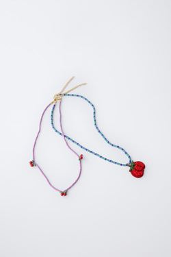 ZARA НАБОР ИЗ ДВУХ ОЖЕРЕЛИЙ С БУСИНАМИ И ПОДВЕСКАМИ «ТОМАТ», КРАСНЫЙ