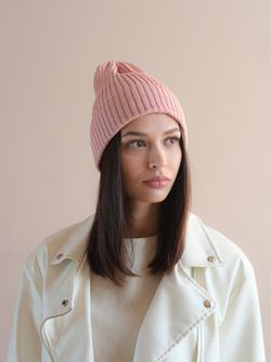 Шапка вязаная-резинка весенняя/осенняя хлопковая КЭП(Розовый персик)