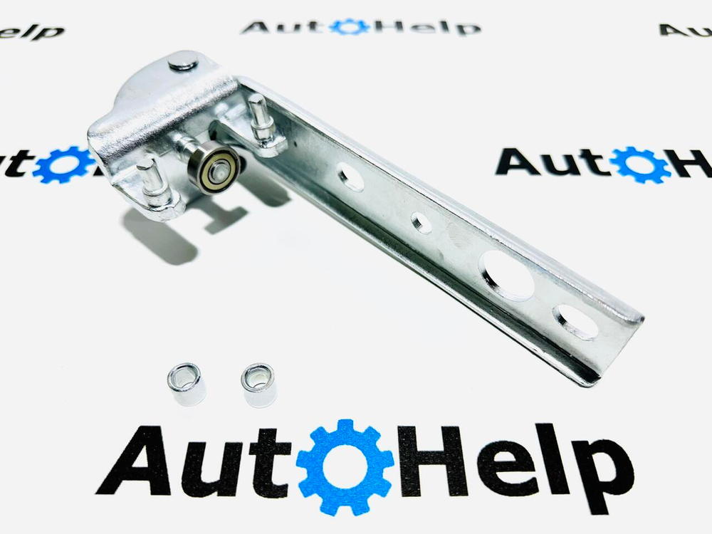 Ролик сдвижной двери 68390-95J02 левый Toyota Hiace