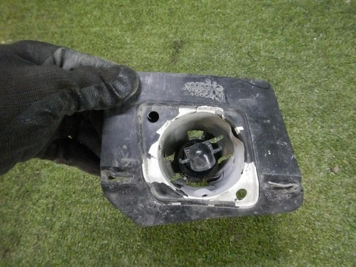 Стакан форсунки омывателя правый BMW X5 F15 (2013-2018)