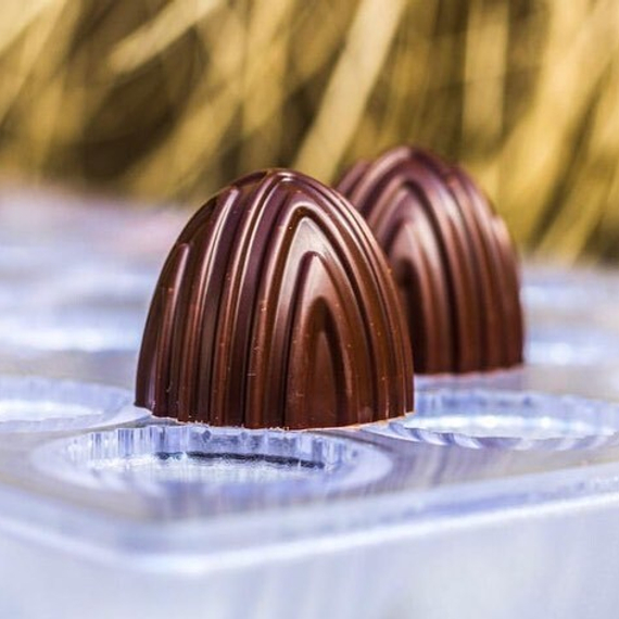 688 | Форма для шоколадных изделий &quot;Пуля с ребрами&quot; (275*175 мм)