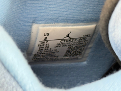 Air Jordan 4 University Blue