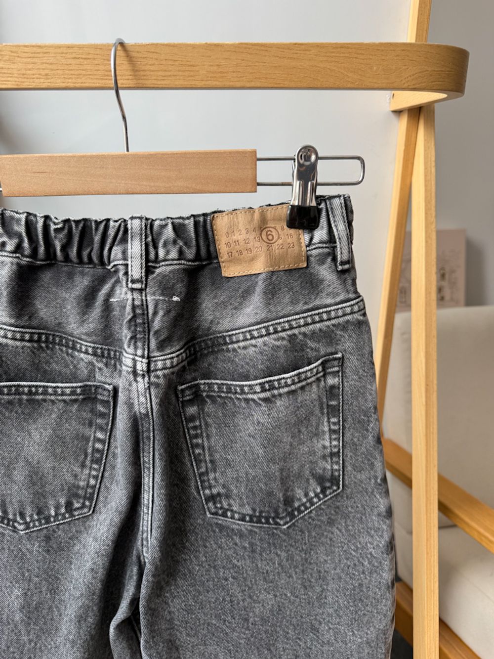 Джинсы MM6, 140