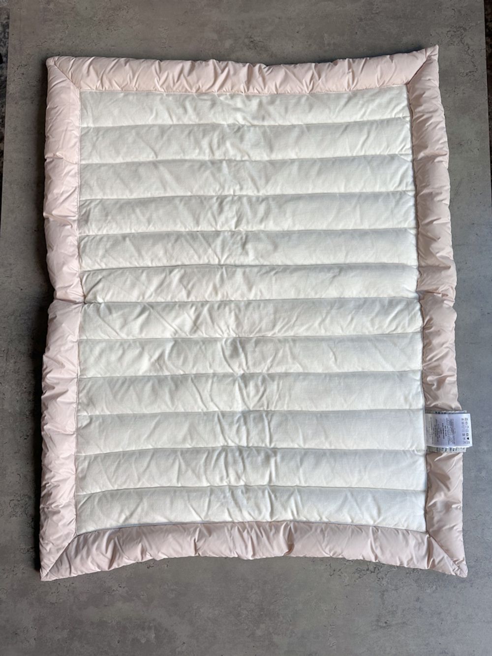 Пуховое одеяло Moncler