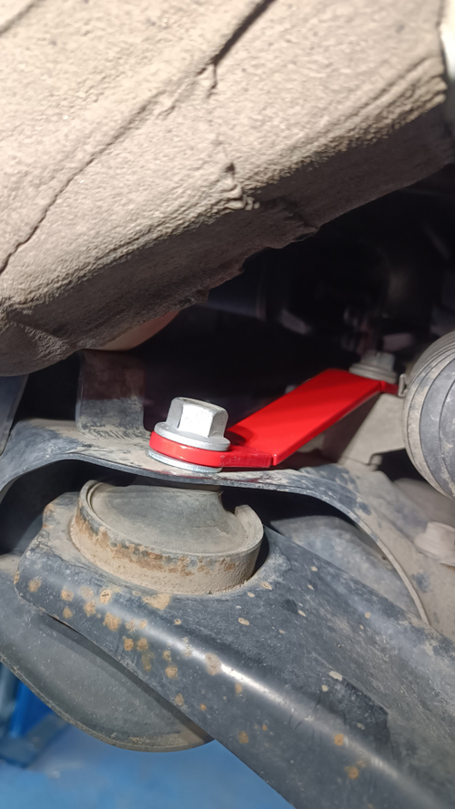 Усилители рулевой рейки Toyota Yaris 4 GR (ПОД ЗАКАЗ)