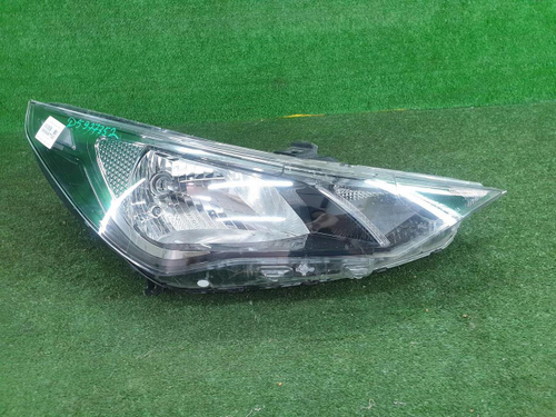 Битая Фара правая Hyundai Solaris 2 (2020-н.в.) галоген