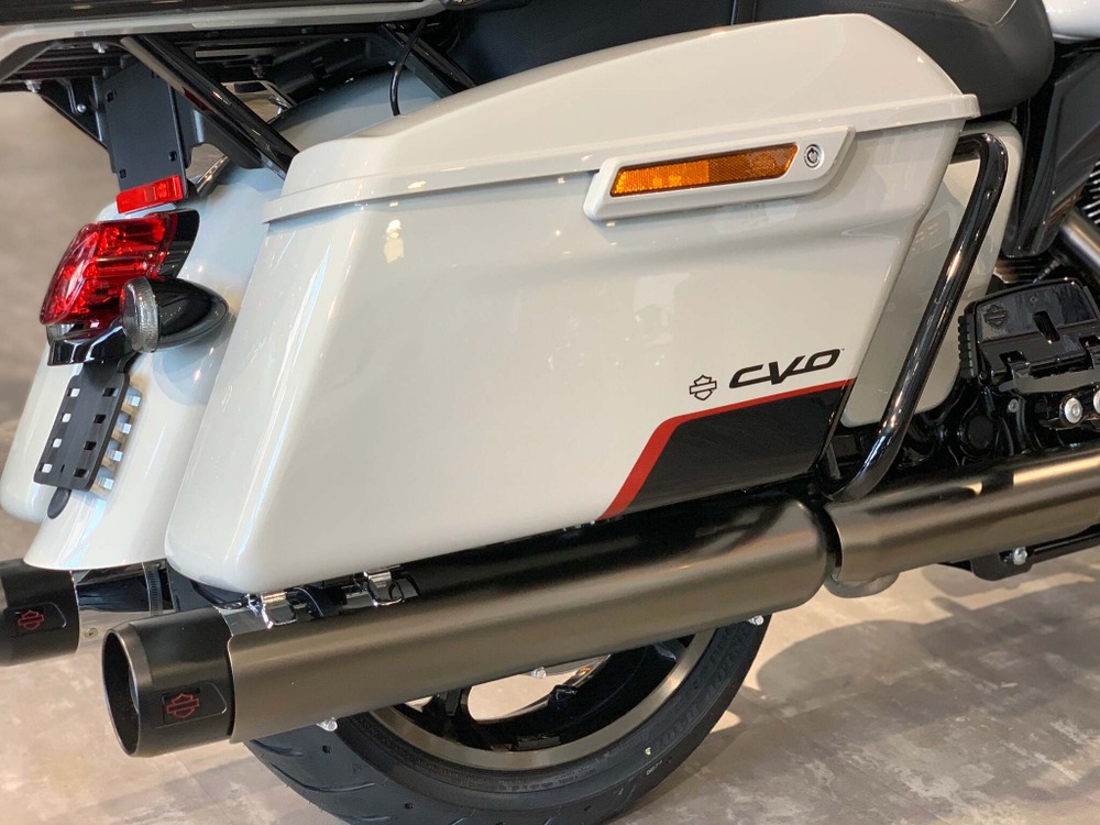 CVO™ Limited® (FLHTKSE), 2020 Harley-Davidson