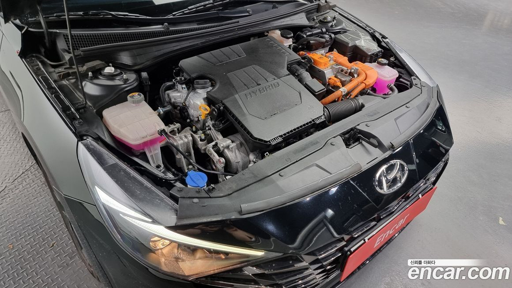 Hyundai Avante Hybrid (CN7) Smart (03.2021)