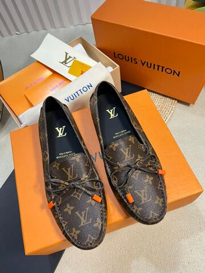 Louis Vuitton Mocassin