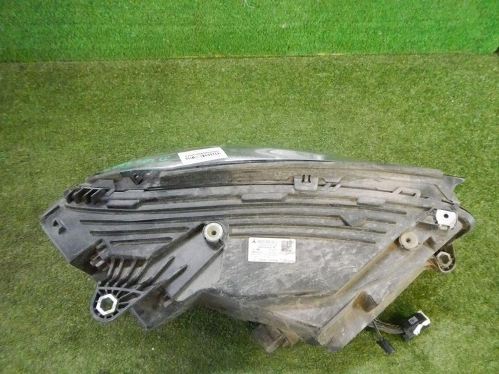 Фара левая Mercedes GLC X253 (2019-2022) LED