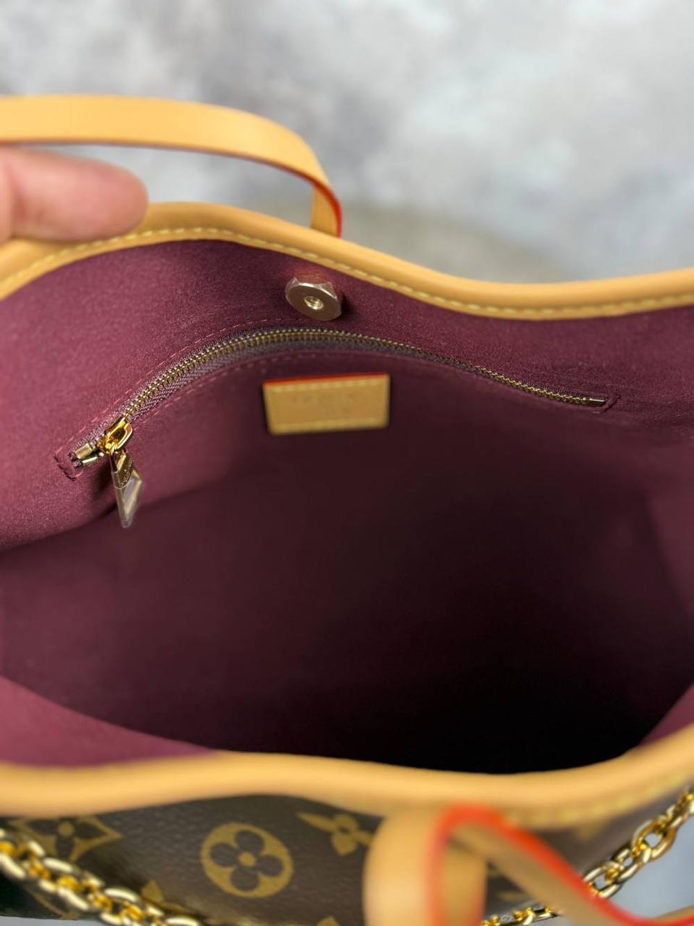 Сумка Louis Vuitton