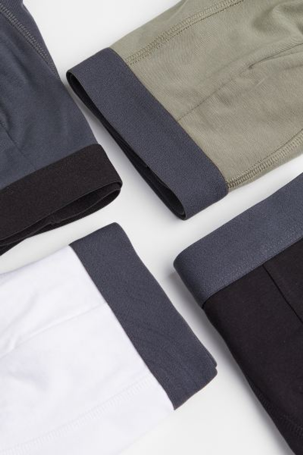 H&M Набор из пяти трусов-боксеров, хаки