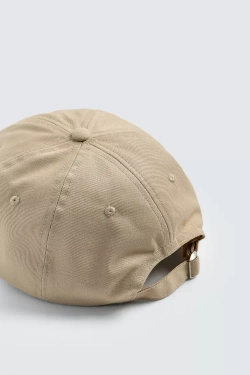 ZARA КЕПКА С КОМБИНИРОВАННОЙ ВЫШИВКОЙ, СЕРО-КОРИЧНЕВЫЙ