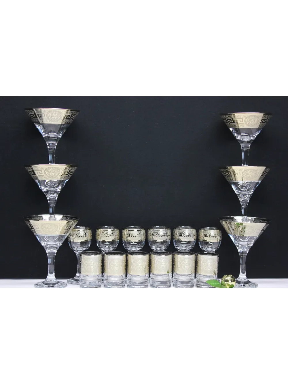 Подарочный набор 18 предметов с мартини