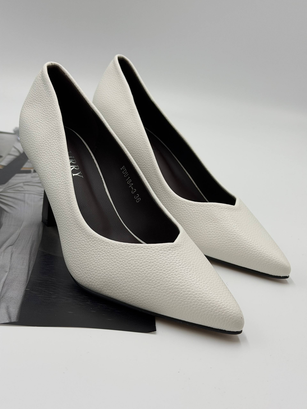 Туфли женские экокожа арт. 184-3 цвет "белый"