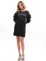 Платье с воланами на рукавах