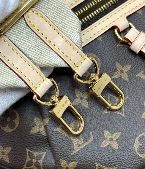 Поясная сумка Louis Vuitton Bumbag Monogram коричневый