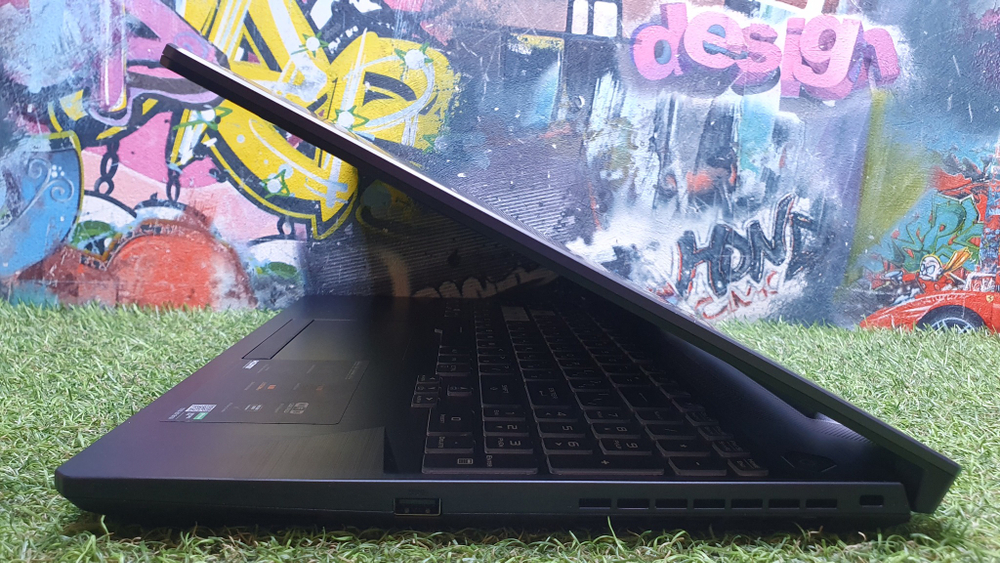 Ноутбук ASUS Ryzen 5/8Gb/GTX 1650 4Gb/144Hz/ TUF Gaming A15 FA506IHR-US51 90NR07G6-M004F0/Windows 11