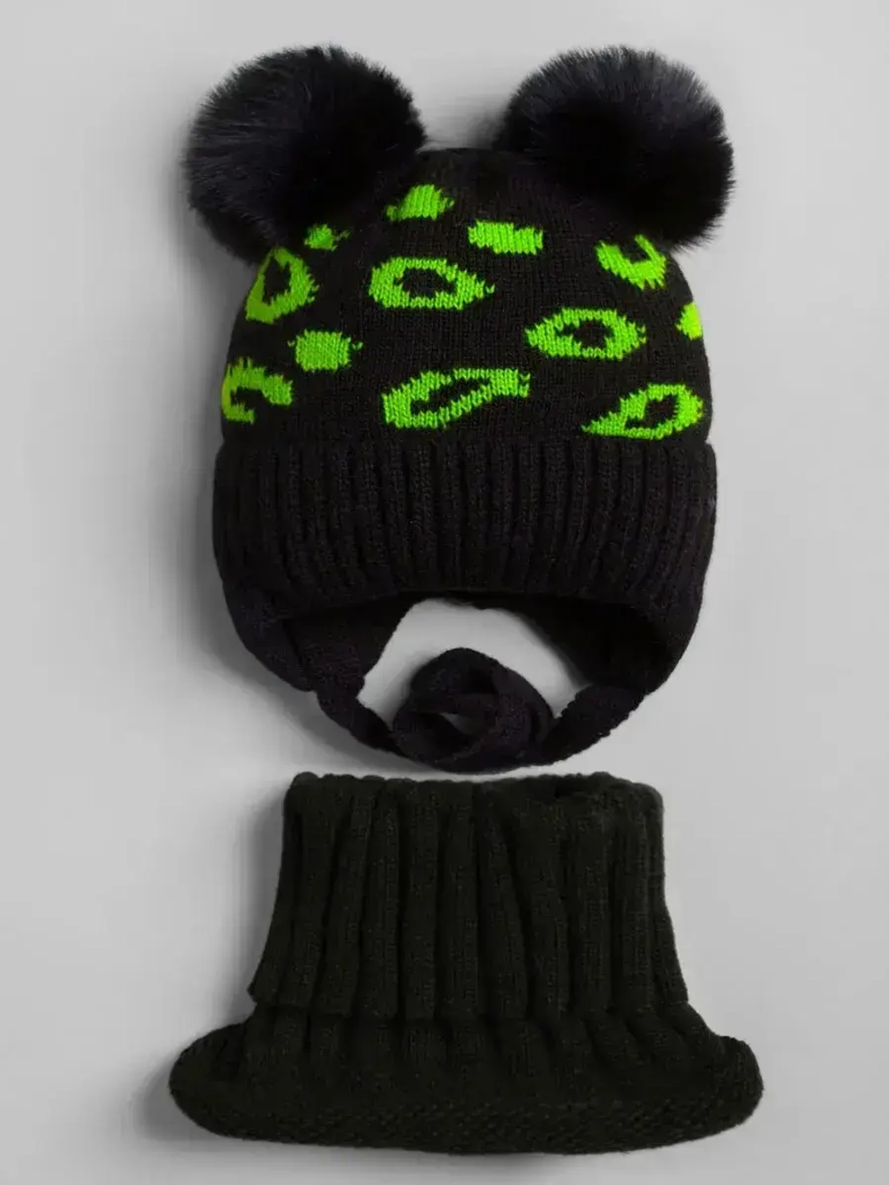 Зимняя шапка для девочки и снуд