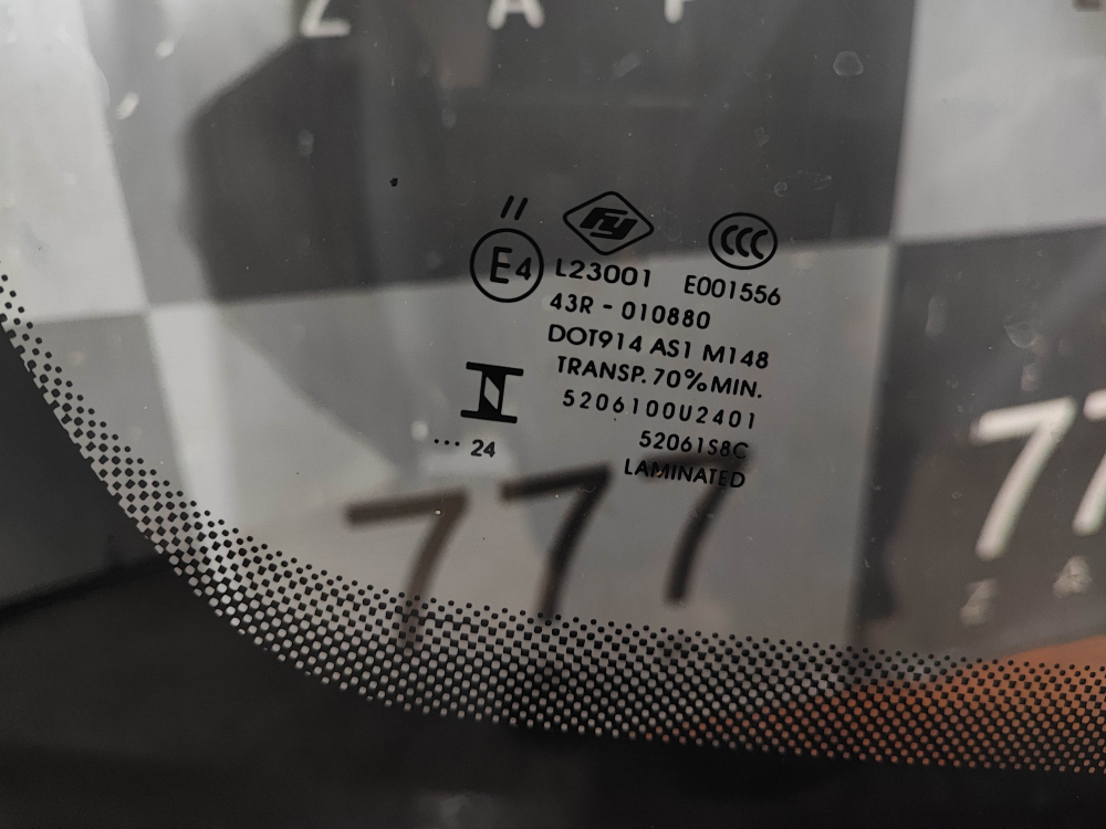 Стекло лобовое JAC JS6 22-нв Б/У Оригинал 5206100U2401